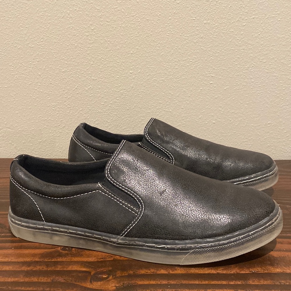 Madden men’s slip ons size: 12